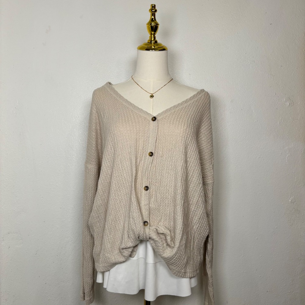 american eagle cream beige cardigan blouse y2k dainty softgirl boho cottagecore